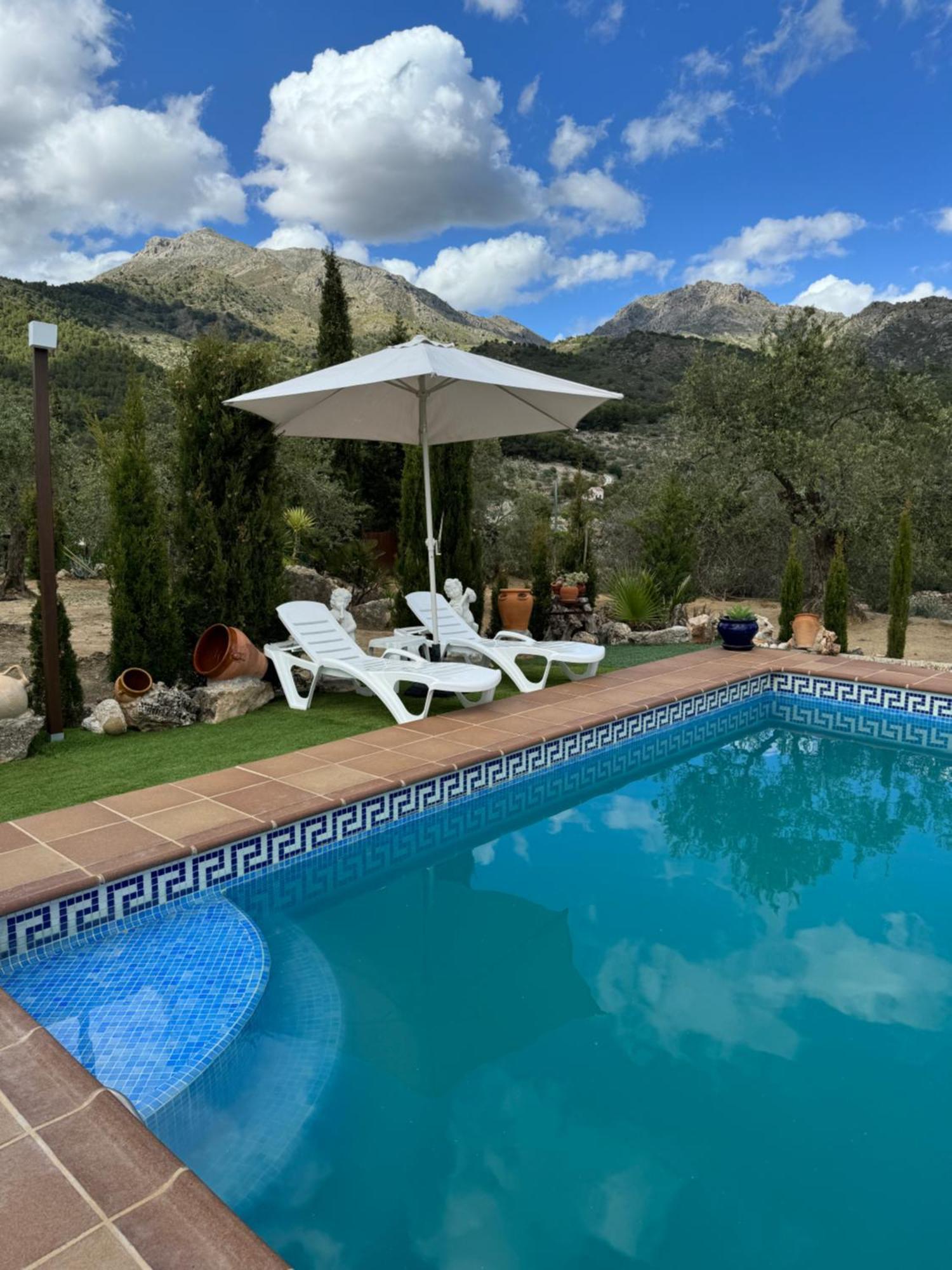 El Pedregal - Parque Sierra De Nieves